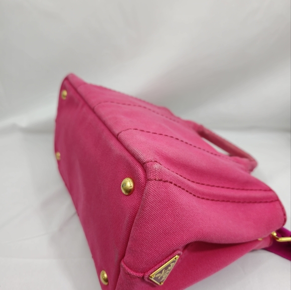 Pink Prada Canapa PM size - Picture 5 of 12
